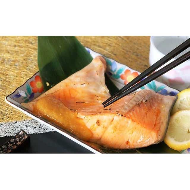 銀鮭特大カマ甘塩4ケセット 1kg 茨城県常総市 Jre Pointが 貯まる 使える Jre Mall 銀鮭特大カマ甘塩4ケセット 1kg 茨城県常総市 Jre Pointが 貯まる 使える Jre Mall