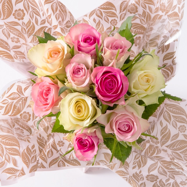 そのまま飾れるアレンジブーケ かわいいピンクのバラブーケ Thank Youカードつき 送料無料 暮らしなでしこ Jre Pointが 貯まる 使える Jre Mall