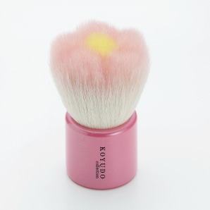 熊野筆　フラワー洗顔ブラシ　ピンク