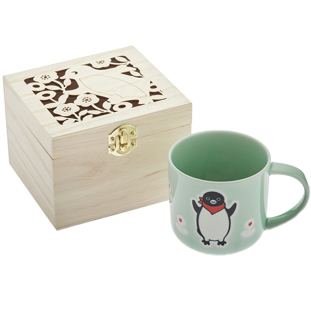 Suicaグッズ 数量限定 Suicaのペンギン ｔｈ限定 木箱入りマグカップ General Store Railyard Jre Pointが 貯まる 使える Jre Mall