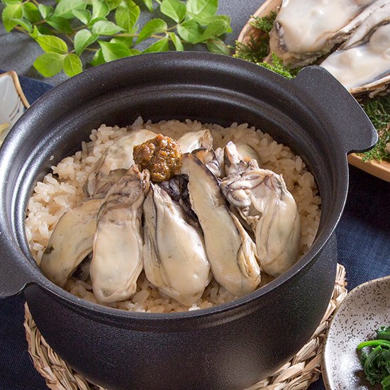 炊飯器や土鍋で作る牡蠣の炊き込みご飯