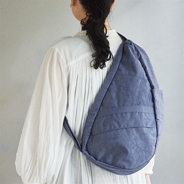 ヘルシーバックバッグ テクスチャードナイロン Mサイズ ヴィンテージインディゴ ショルダーバッグ リュック ボディバッグ 旅行バッグ 軽量 Healthy Back Bag 暮らしのいいものマルシェ Jre Pointが 貯まる 使える Jre Mall