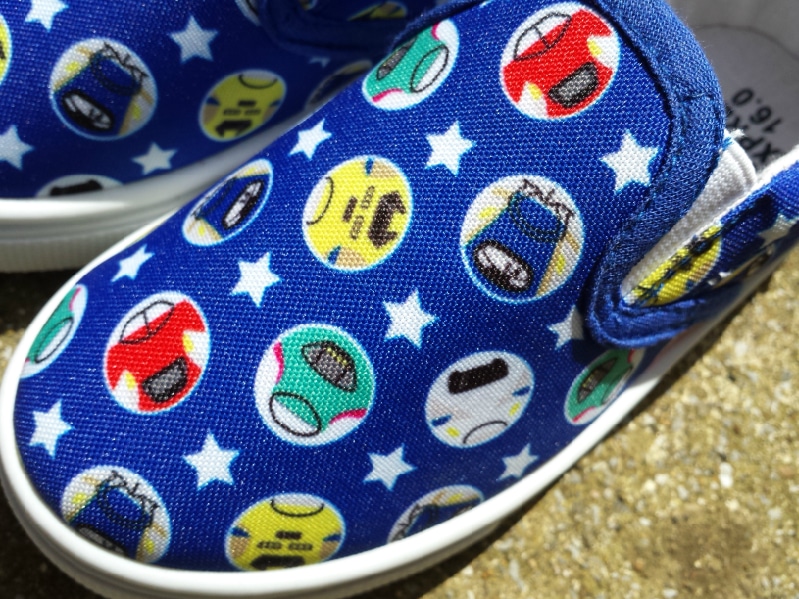 送料無料 新幹線スリッポン スニーカー 靴 17 E5系はやぶさ E6系こまち E7系かがやき ドクターイエロー ｎ700系柄 Toy Time Jre Pointが 貯まる 使える Jre Mall