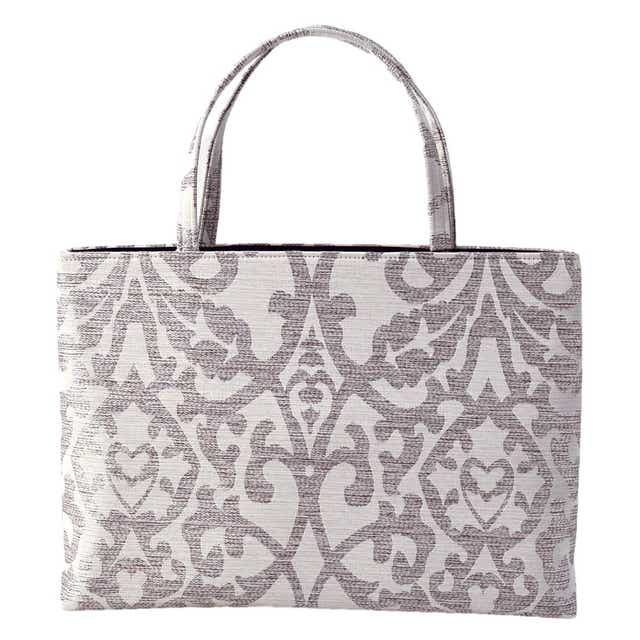 着物 和装 バッグ 単品 日本製 尾州織 ジャガード トートバッグ 横長 全8種 普段使い 小紋 紬用 手提げ おしゃれ 通年用 大人 レディース 女性 横長 アラベスク 薄茶 横長 アラベスク 薄茶 着物なごみや Jre Mall 着物 和装 バッグ 単品 日本製 尾州織 ジャガード トートバッグ 横長 全8種 普段使い 小紋 紬用 手提げ おしゃれ 通年用 大人 レディース 女性 横長 アラベスク 薄茶 横長 アラベスク 薄茶 着物なごみや Jre Mall