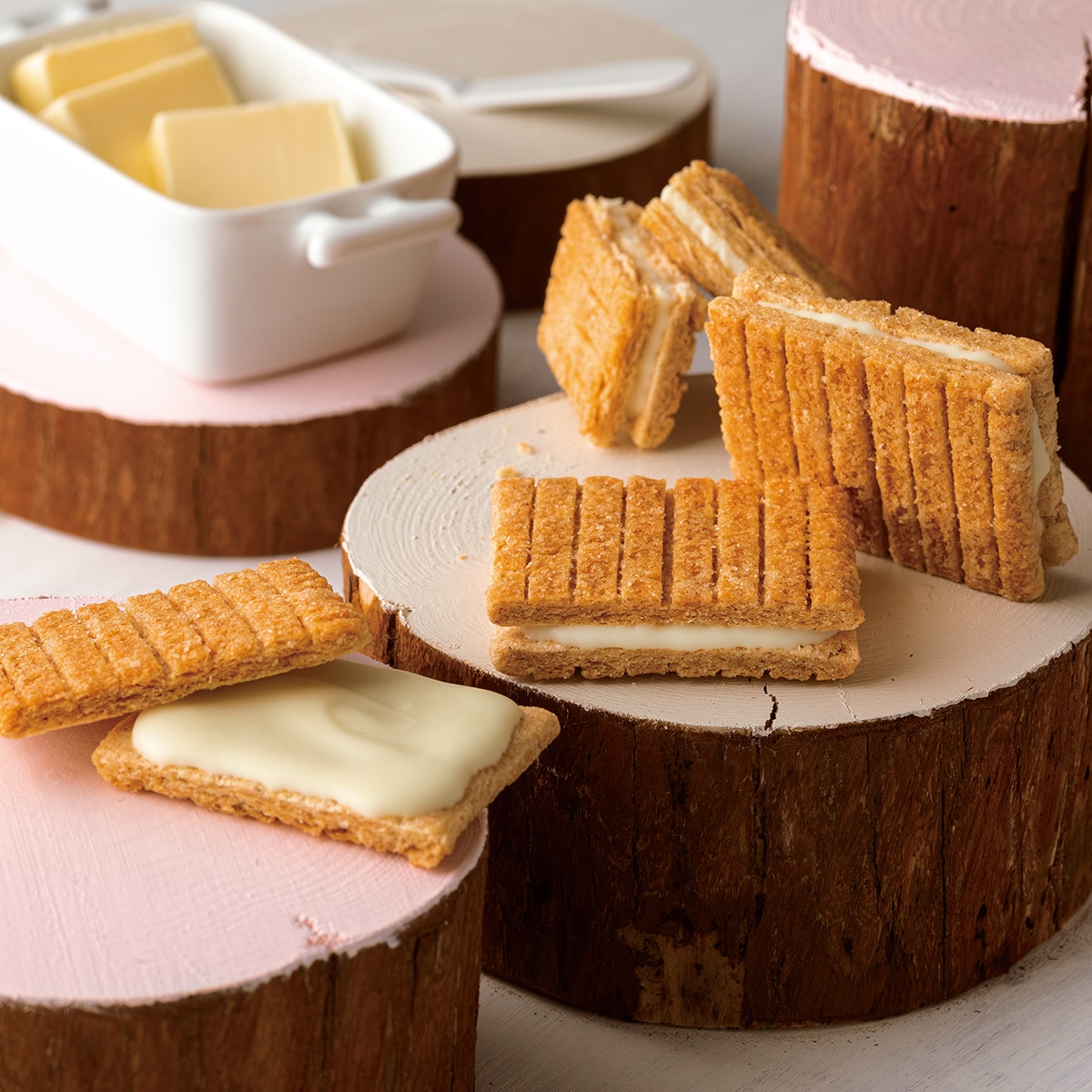 東京駅倉庫出荷 冷蔵商品 シュガーバターの木 シュガーバターサンドの木 14個入 東京 お土産 土産 東京みやげ 東京土産 お菓子 スイーツ お祝い お取り寄せ ギフト プレゼント のし可 リニューアル 東京みやげkioskモール Hanagataya Jre Pointが 貯まる