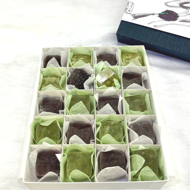 【石川】加賀紫雲石と翠玉 20個入 NOTOteMA｜JRE MALL