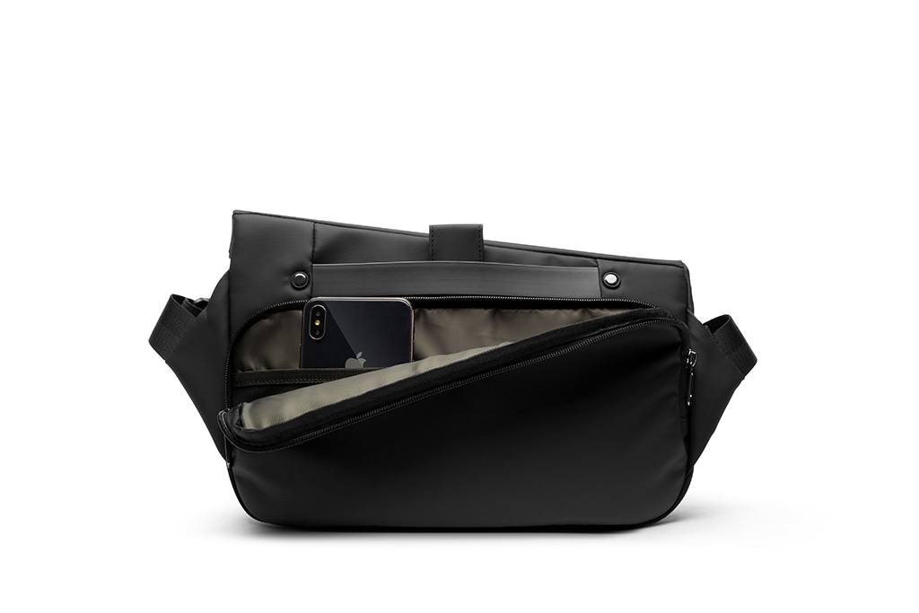 送料無料】niid R1 Sling Bag Black（ニード R1 スリングバッグ ...