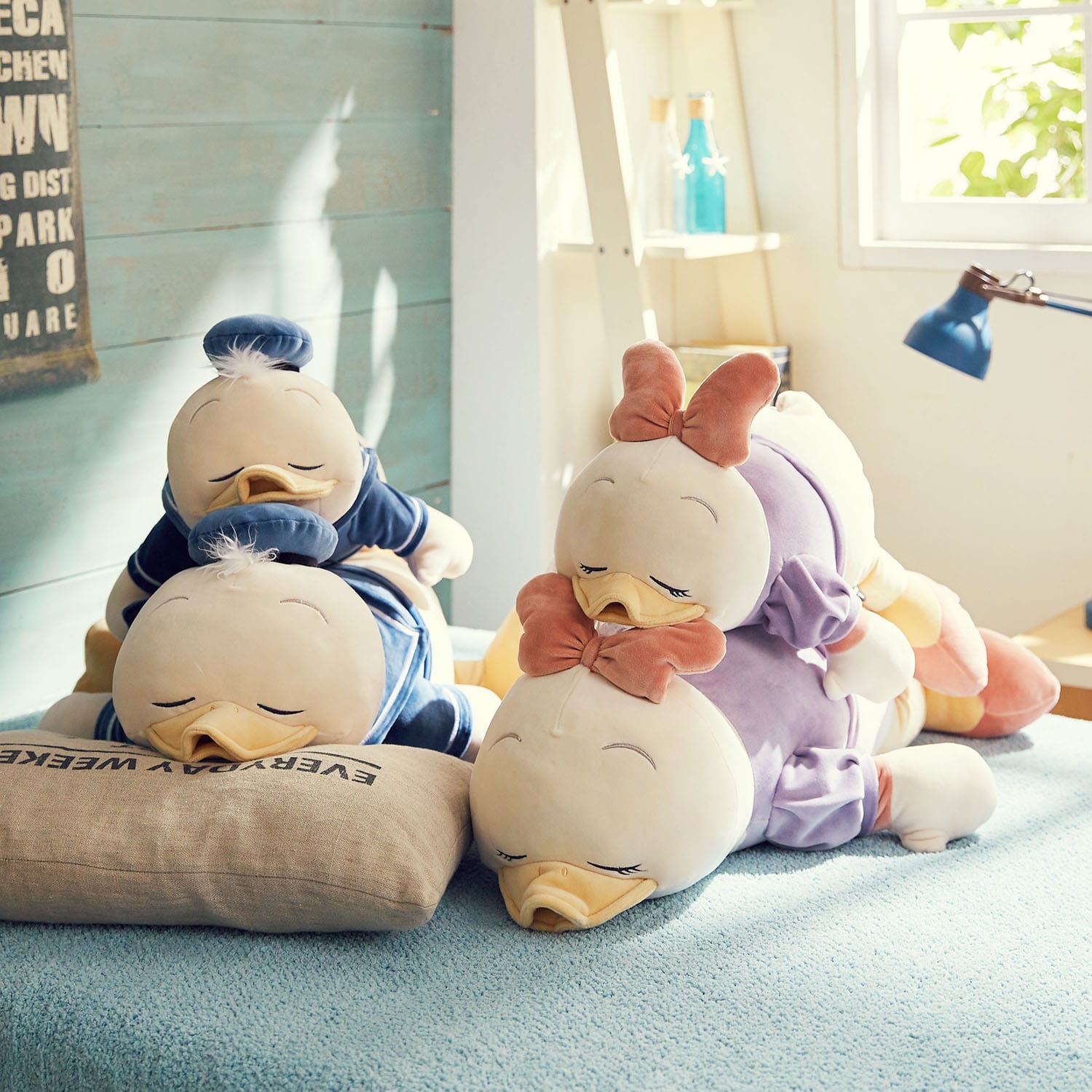 ベルメゾン ディズニー おもちのような柔らかさの抱き枕 ドナルド ｓ ｓ ドナルド ベルメゾン Jre Mall店 Jre Pointが 貯まる 使える Jre Mall