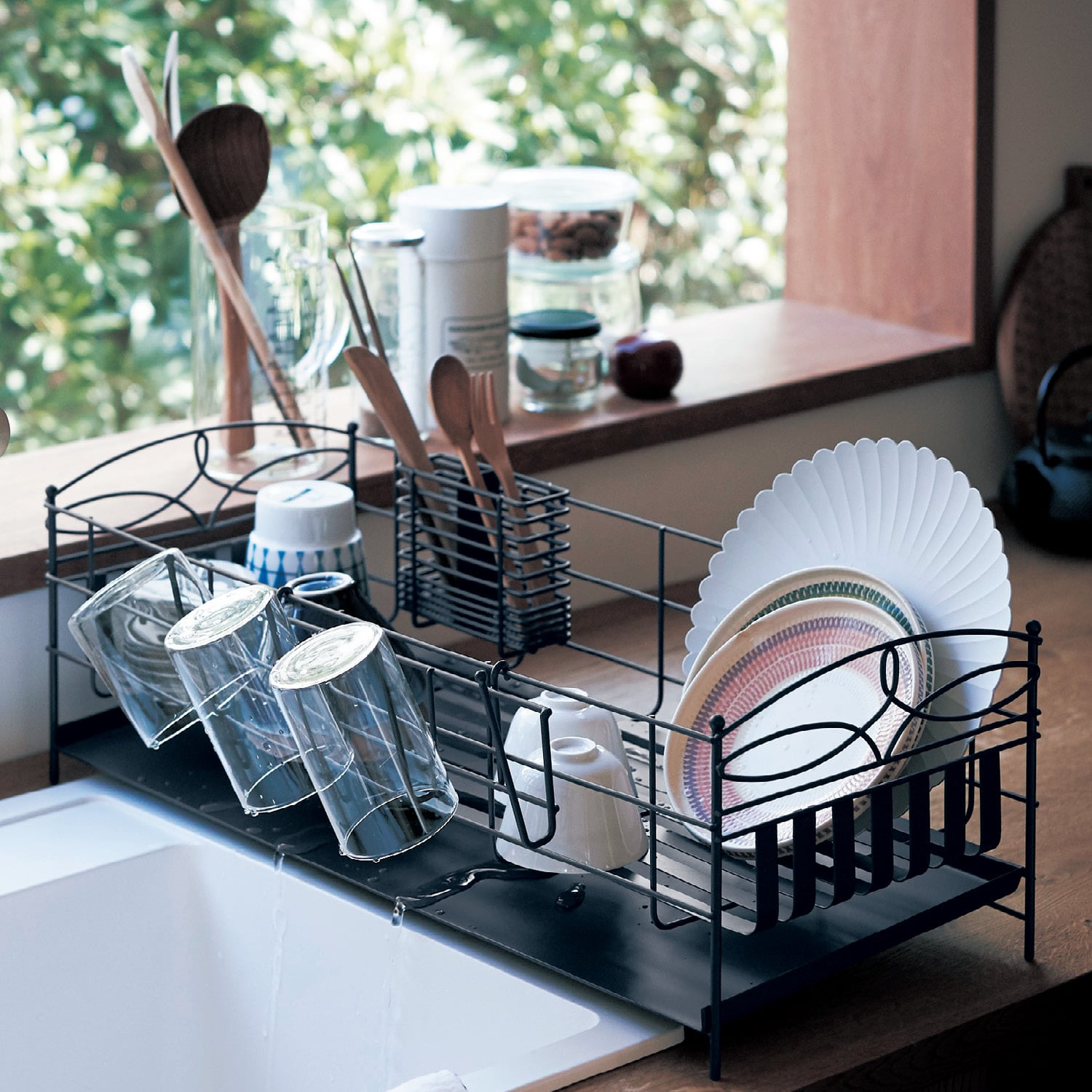 ベルメゾン 水を流す 流さないを選べるアイアンの水切りかご S S ベルメゾン Jre Mall店 Jre Pointが 貯まる 使える Jre Mall