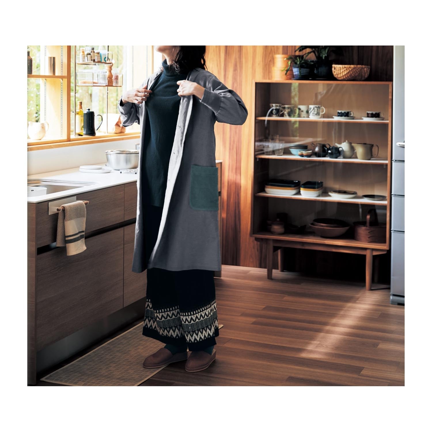 ベルメゾン 服のように羽織る 今の時代の割烹着 チャコール チャコール ベルメゾン Jre Mall店 Jre Mall