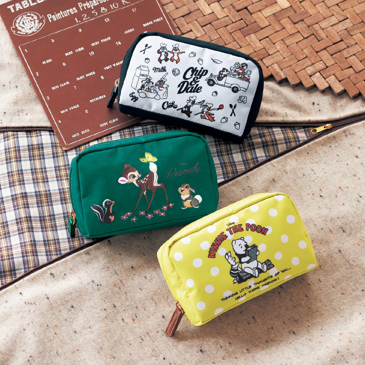 ベルメゾン ディズニー 印鑑と通帳が収納できるポーチ 選べるキャラクター バンビ バンビ ベルメゾン Jre Mall店 Jre Pointが 貯まる 使える Jre Mall