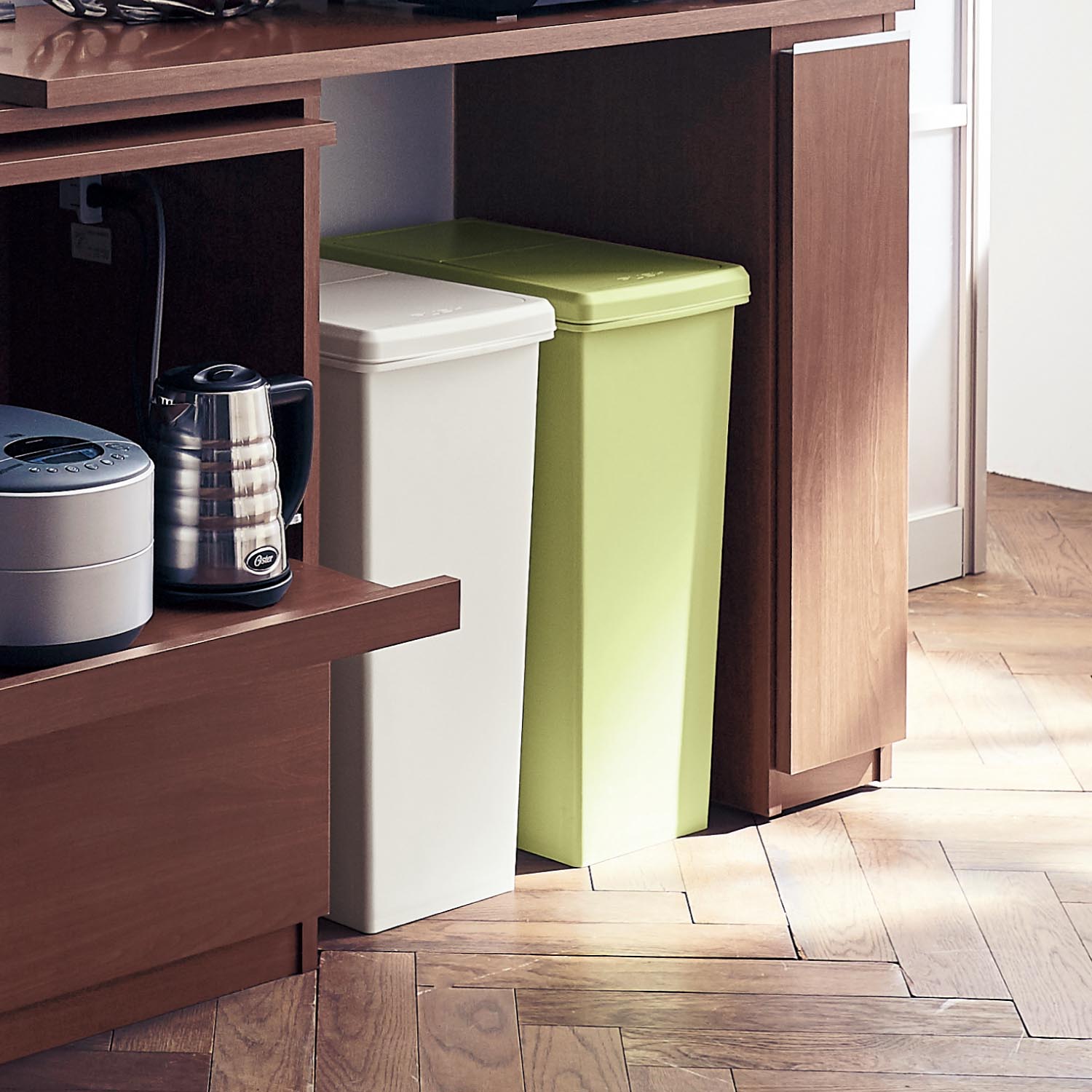 ベルメゾン キャスター付きスライド蓋付きスリムキッチンゴミ箱 ブルー 約30リットル 約30リットル ブルー ベルメゾン Jre Mall店 Jre Pointが 貯まる 使える Jre Mall