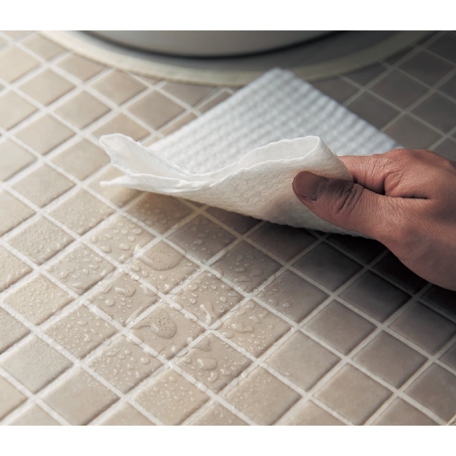 ベルメゾン すっきりデザインの拭けるトイレマット 日本製 タイル柄 ホワイト系 標準 標準 タイル柄 ホワイト系 ベルメゾン Jre Mall店 Jre Pointが 貯まる 使える Jre Mall