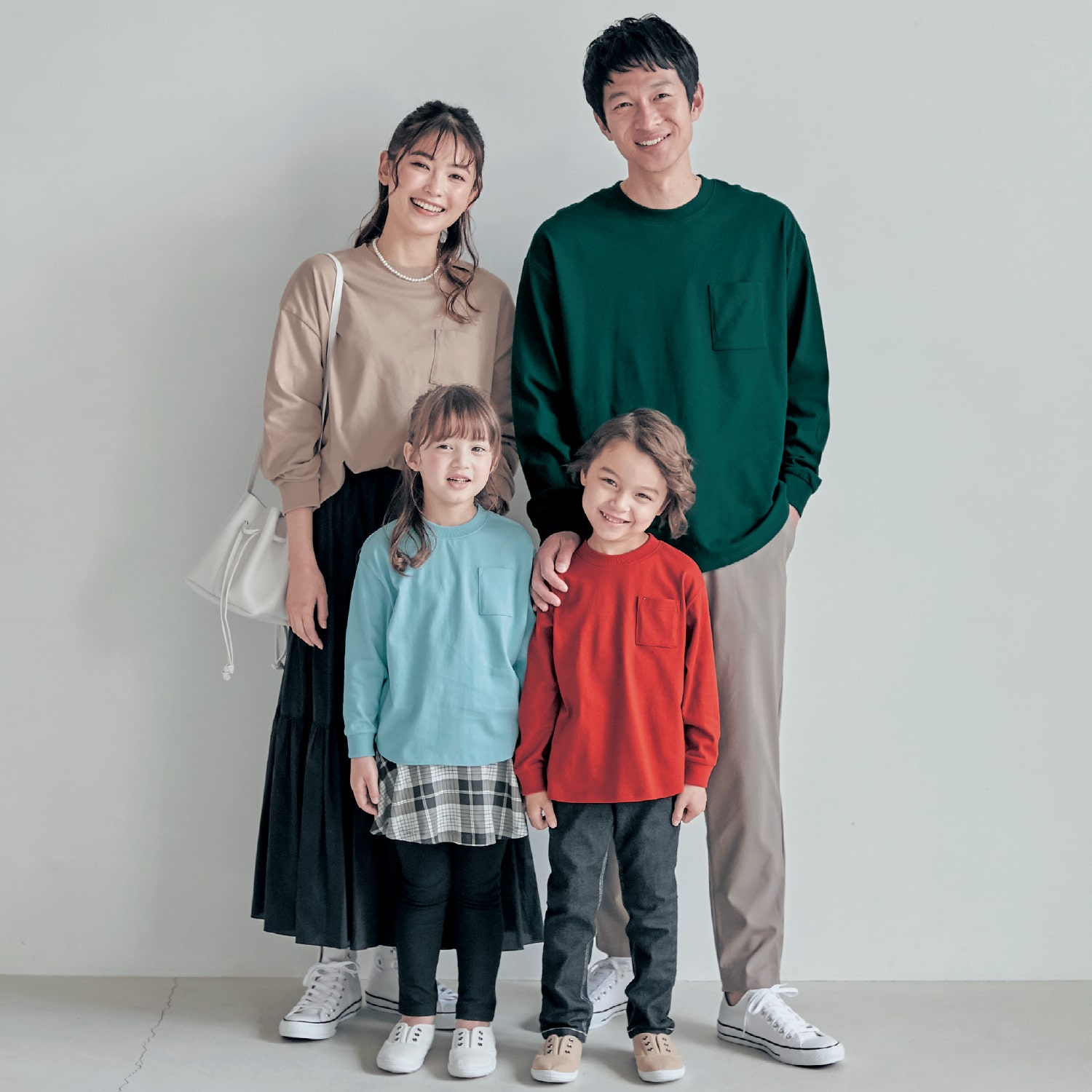 ベルメゾン 家族でリンク胸ポケット付きキッズ長袖プルオーバー ダークオレンジ ９０ ９０ ダークオレンジ ベルメゾン Jre Mall店 Jre Mall