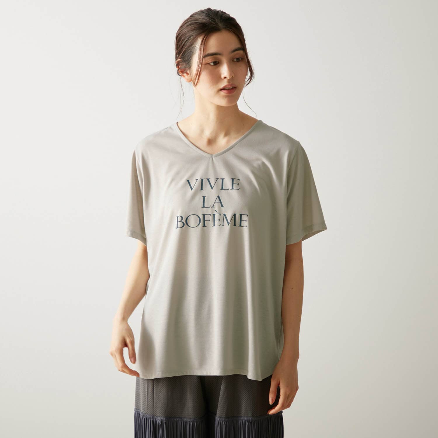 ベルメゾン Vネックロゴプリントtシャツ ライトグレー 6l 6l ライトグレー ベルメゾン Jre Mall店 Jre Pointが 貯まる 使える Jre Mall