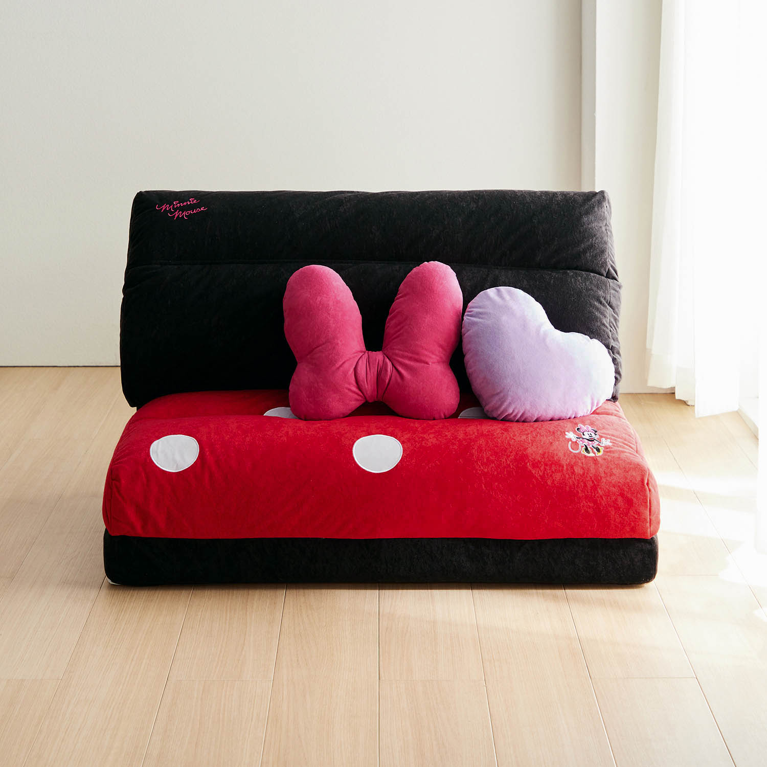 ベルメゾン ディズニー モチーフ型クッション ブランケット付き４ｗａｙソファーベッド 選べるキャラクター ミニーマウス ミニーマウス ベルメゾン Jre Mall店 Jre Mall