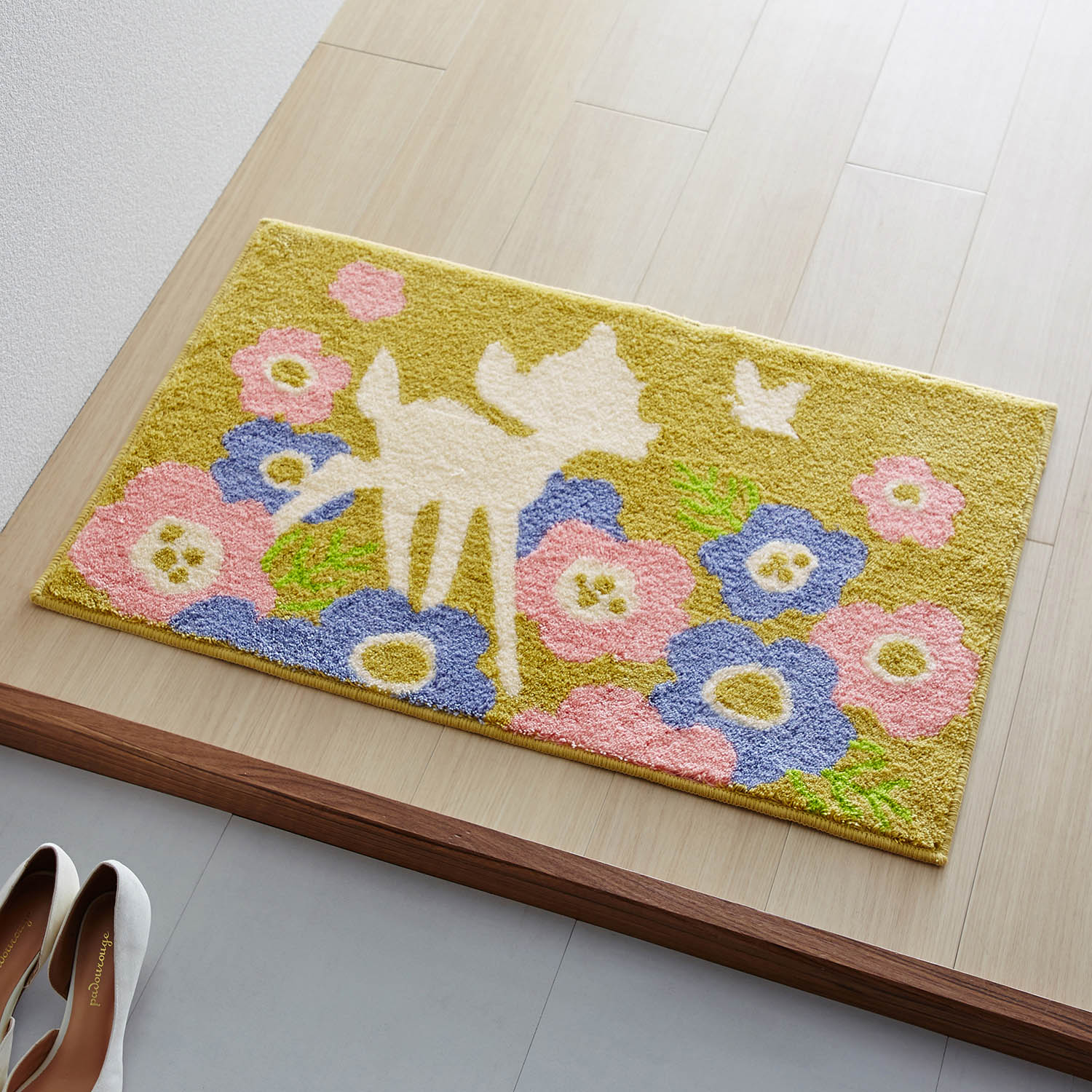 ベルメゾン ディズニー 花言葉玄関マット 選べるキャラクター バンビ 約５０ ８０ 約５０ ８０ バンビ ベルメゾン Jre Mall店 Jre Mall
