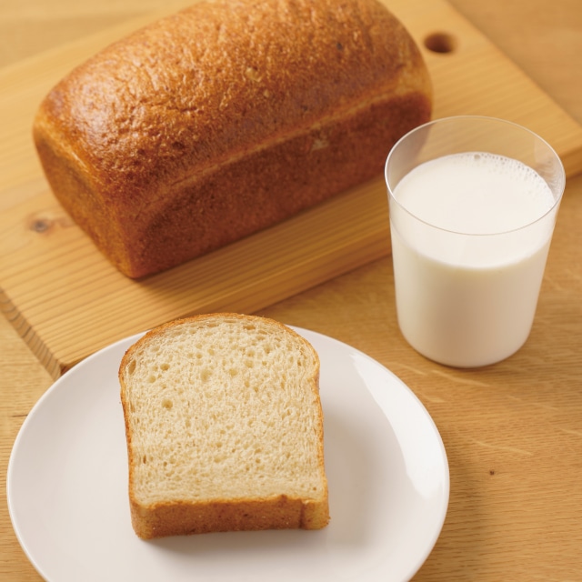 【送料無料】食パン食べくらべセット（毎日のトースト食パン1本、クリームチーズ生食パン1本）
