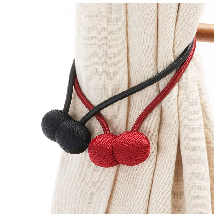 カーテン タッセル マグネット 通販 カーテンタッセル おしゃれ カーテンホルダー カーテン止め カーテンアクセサリー 協力磁気 簡単 かわいい 寝室 居間 リビング ベージュ ブラック ピンク ネイビー カーテンロープ カーテンストラップ 模様替え 新築 レッド Backyard