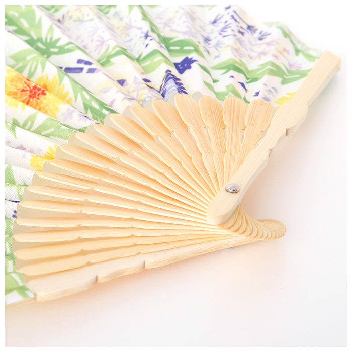 扇子 おしゃれ 通販 レディース かわいい うちわ プレゼント ギフト 母の日 敬老の日 夏 携帯 持ち運び 軽い 収納袋付き コンパクト 暑さ対策 ケース付き Ts1 花火 Backyard Family Jre Pointが 貯まる 使える Jre Mall