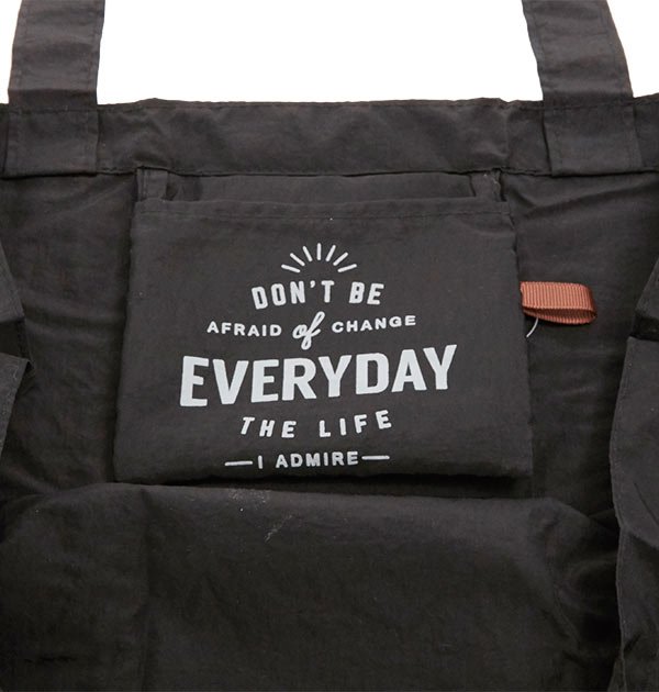 エコバッグ 折りたたみ Creasy クリーシー 通販 ポケッタブルエコバッグ 撥水加工 はっ水 コンパクト 軽量 軽い 大きめ 大容量 ナイロン 丈夫 折りたたみバッグ かわいい おしゃれ 肩掛け シンプル ロゴ サブバッグ 買い物 旅行 折り畳み マイバッグ エコバック サブ