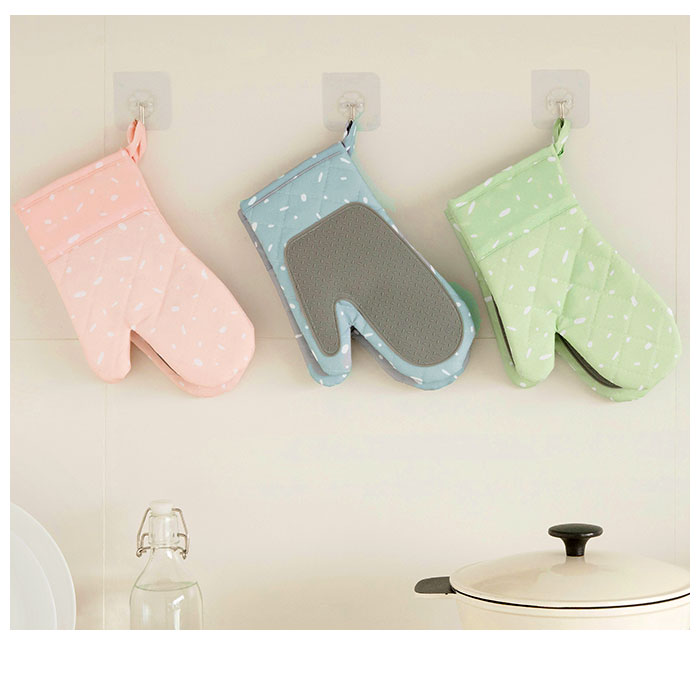 鍋つかみ シリコン 通販 鍋つかみ シリコン キッチングローブ 左右セット ミトン 手袋 おしゃれ かわいい オーブン ミット バーベキュー ピザ q キッチン用品 グリーン Backyard Family Jre Pointが 貯まる 使える Jre Mall