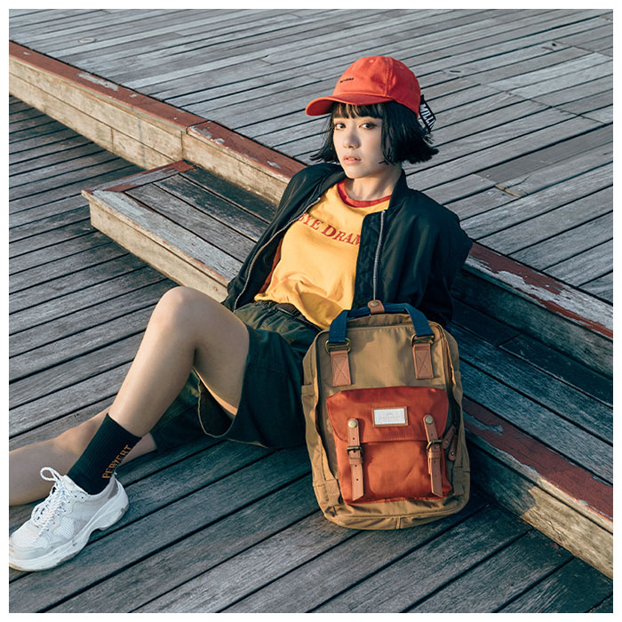 リュック おしゃれ 通販 レディース メンズ 大容量 軽量 軽い ママ マザーズ バック 学生 通勤 通学 リュックサック シンプル 無地 大人 かわいい マザーズバッグ ママリュック デイパック バックパック カラフル バイカラー スクエア Macaroon マカロン ウォッシュド