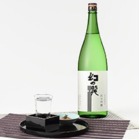 【送料無料】ワイングラスでおいしい日本酒！まさに純米幻の瀧　純米吟醸［純米吟醸酒］