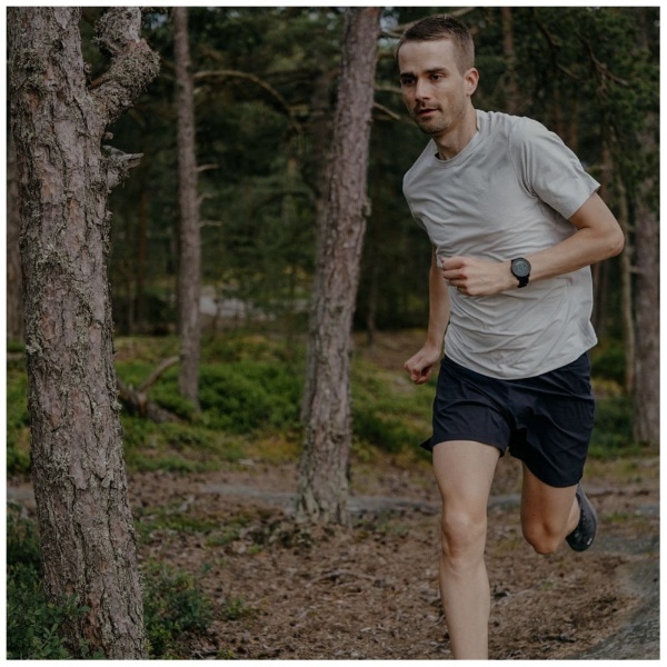 SS050807000 9 PEAK PRO【日本正規品】 SUUNTO(スント) ALL BLACK