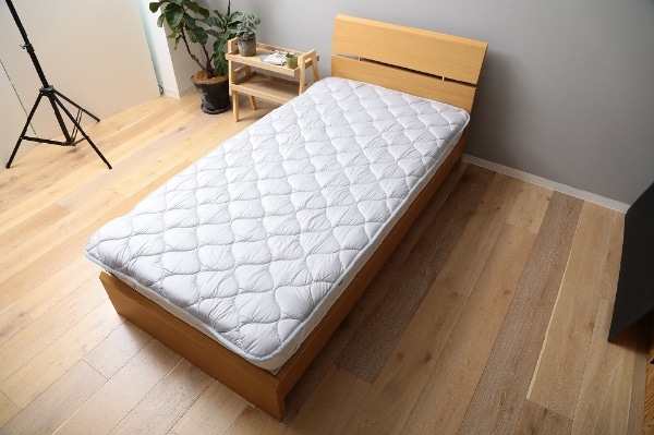 【ベッドパッド】洗える吸水速乾・抗菌防臭ベッドパッド(シングルサイズ/100×200cm/グレー)