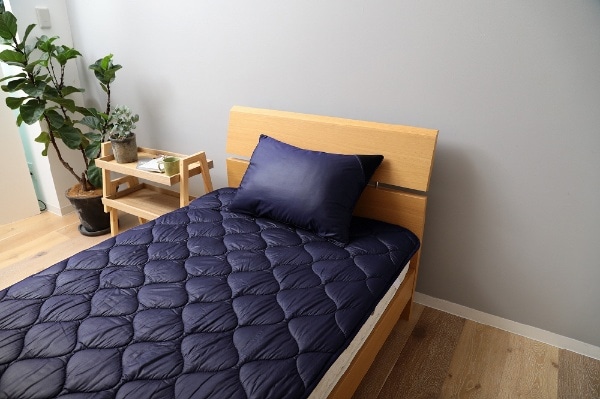 【ベッドパッド】洗える吸水速乾・抗菌防臭ベッドパッド(セミダブルサイズ/120×200cm/ネイビー)