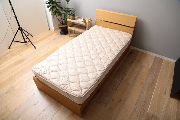 【ベッドパッド】洗える吸水速乾・抗菌防臭ベッドパッド(ダブルサイズ/140×200cm/ベージュ)