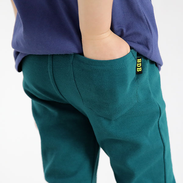 子供服 ストレッチパンツ キッズ 女の子 男の子 スキニー ターコイズブルー 1cm 1cm スキニー ターコイズブルー 子供服bee Jre Pointが 貯まる 使える Jre Mall 子供服 ストレッチパンツ キッズ 女の子 男の子 スキニー ターコイズブルー 1cm 1cm スキニー ターコイズブルー 子供服bee Jre Pointが 貯まる 使える Jre Mall