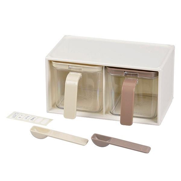 調味料入れ 640ml 2個組 ケース付き NEWクローブ 調味料ストッカー2個組 スプーン ラベル付き（ スパイスラック 調味料容器 2個セット 小さじスプーン付き 調味料ケース スパイス